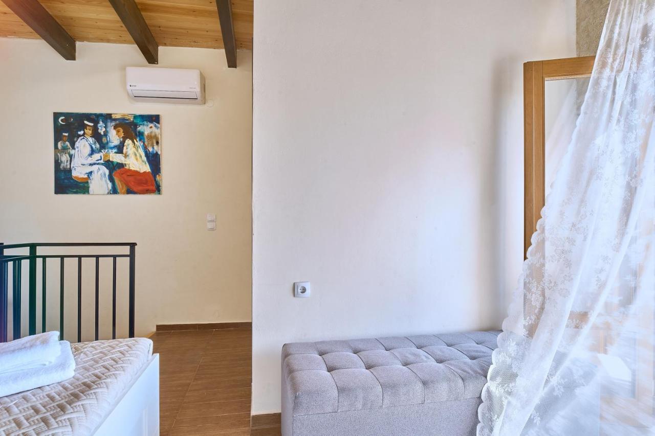 Вилла Vaggelis Little Stone House Maredhiana Экстерьер фото